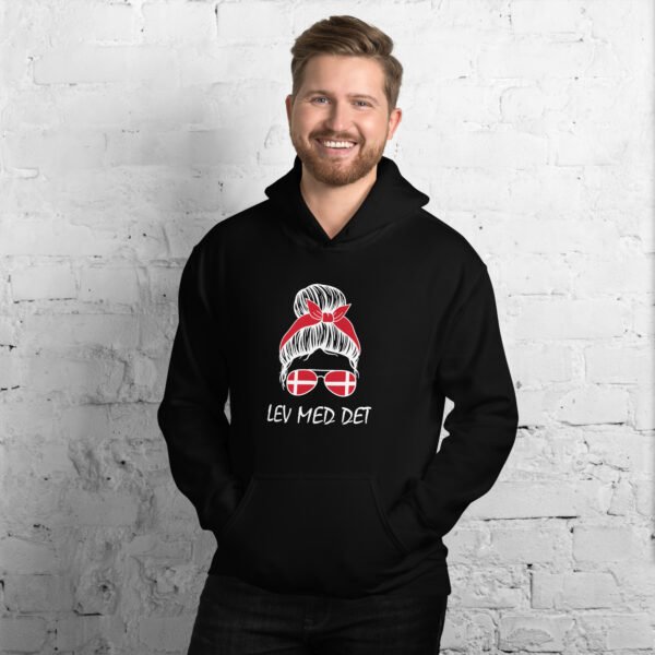 Lev Med Det Unisex Hoodie - Image 4