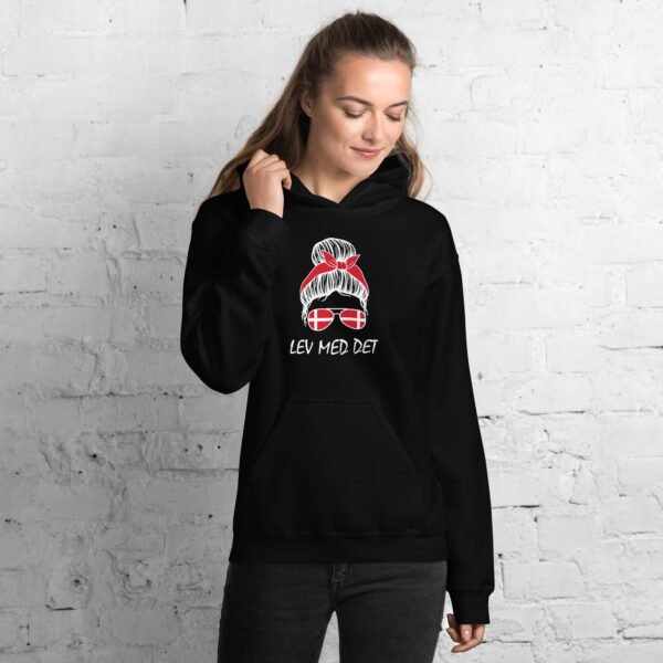 Lev Med Det Unisex Hoodie - Image 5