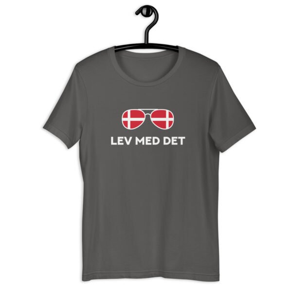 Lev Med Det T-shirt - Image 15