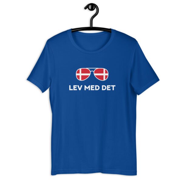 Lev Med Det T-shirt - Image 13
